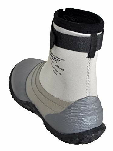 Insulated neoprene boot with reinforced sole